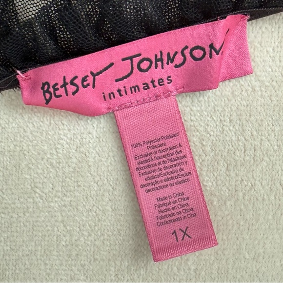 ✨ Betsey Johnson Intimates Sheer Floral Babydoll Lingerie 1X ✨ - Picture 11 of 12